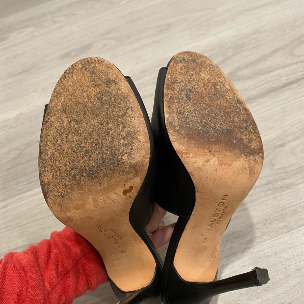 Halston heritage mule heel black size 6 - Picture 3 of 3
